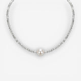 Graceful Pearl Pendant Necklace