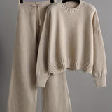 Razia - Elegant Set with Loose Sweater and Wide-Leg Trousers