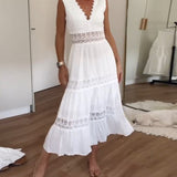 Aurélie | Sophisticated V-Neck Lace Dress