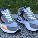 Versatile Lightweight Men's Sports Sneakers