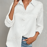 Quinasha - Elegant long-sleeve polo blouse with leopard print
