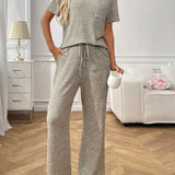 Helene - Elegant ribbed knit co-ord set with short-sleeve top and trousers