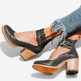 Chlea™ Strap and Heel Design