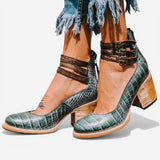 Chlea™ Strap and Heel Design